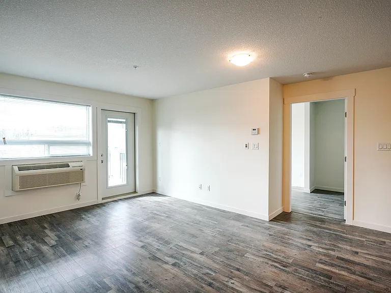 6611 Southridge Ave — Photo 26