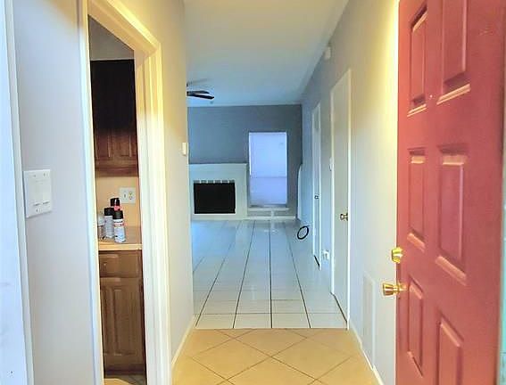 2nd image of 12400 Brookglade Cir Unit 19