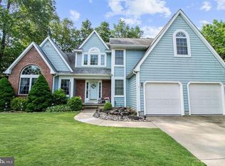 5 Stephanie Ct, Berlin, NJ 08009