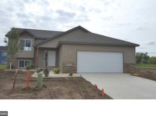 3060 211th St W, Farmington, MN 55024