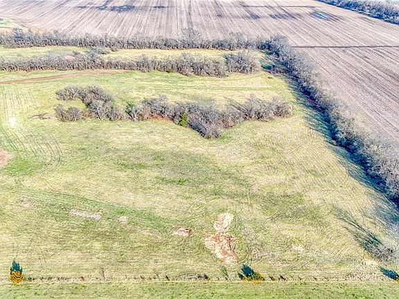 2nd image of 4 Eagle Rdg