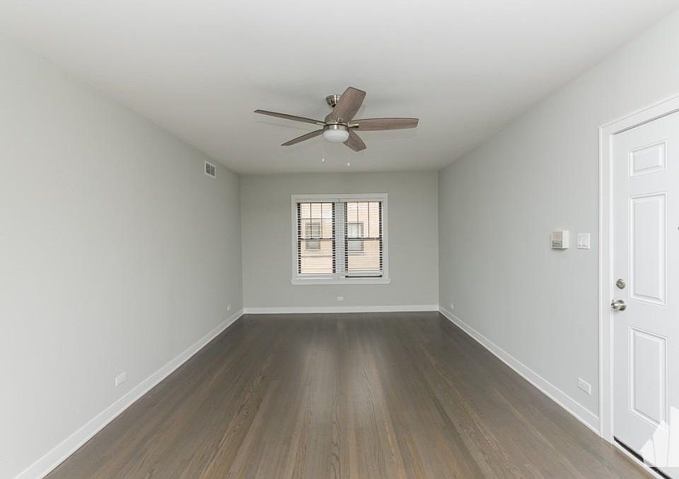 1st image of 1954 W Wilson Ave #1
