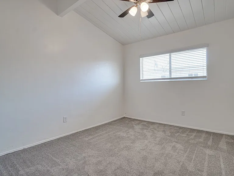 127 W Renette Ave — Photo 15