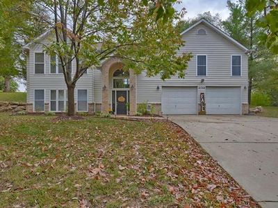 31784 Fairway Dr N, Foristell, MO, 63348