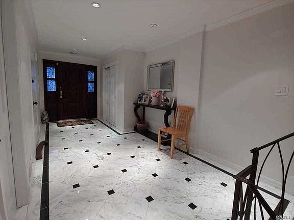 3rd image of 1560 208th Pl