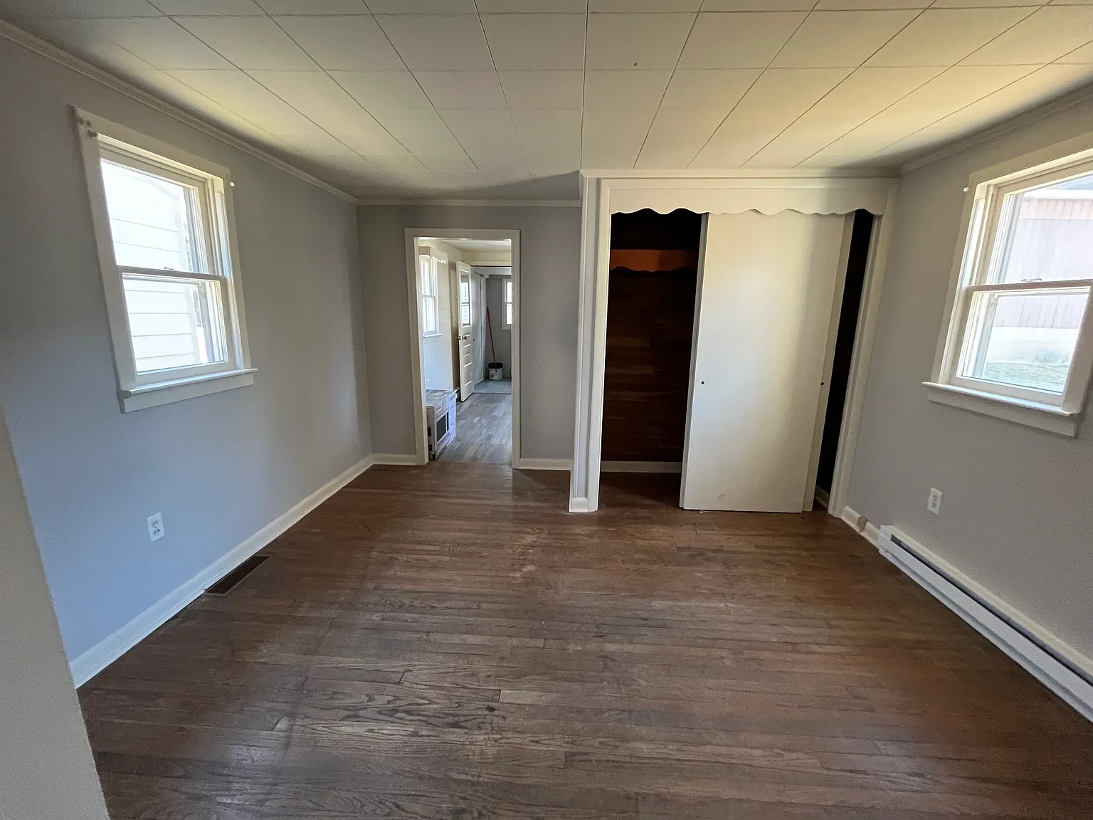 2 bed, $1,600 — Photo 2