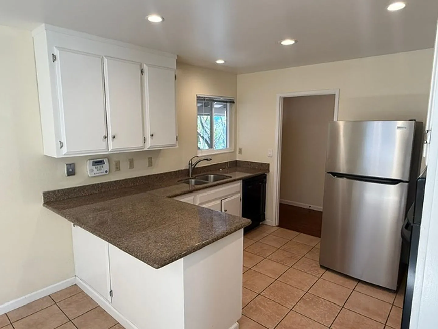 3-Bedroom San Pablo Home in Tara Hills Neighborhood — Photo 3