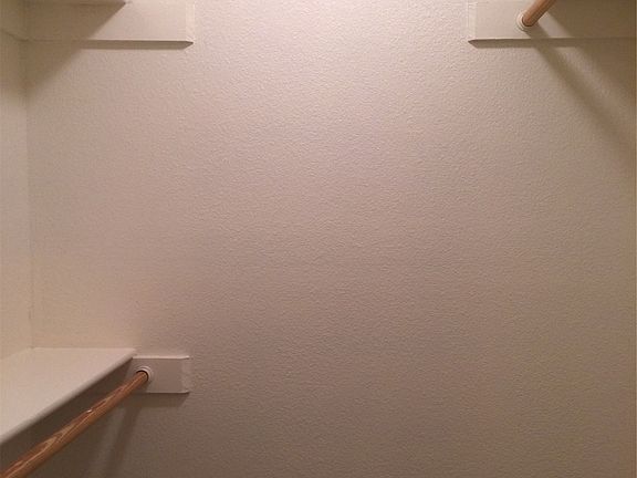 3rd image of 1715 W Clinton Ave APT 118