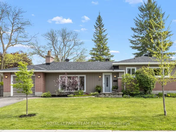 1812 Kerr Ave, Ottawa, ON K2A 1J3