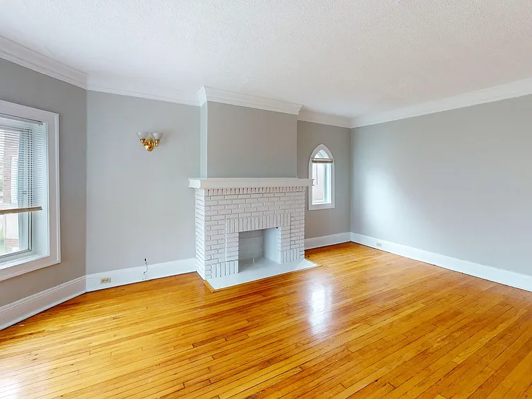 2572-2576 Kemper Rd — Photo 5