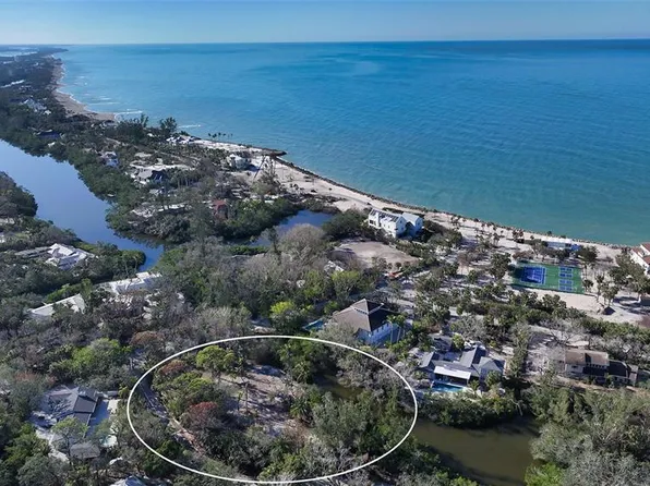 7340 Pine Needle Rd #12, Sarasota, FL 34242