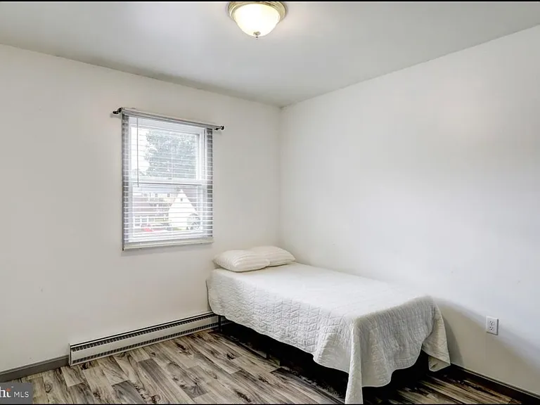 126 Marion Ter #1 — Photo 19