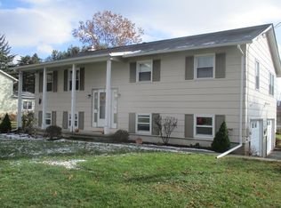 16 Stoneybrook Rd E, Horseheads, NY 14845