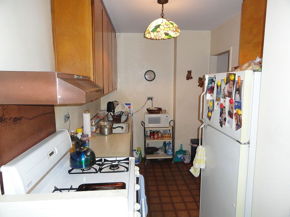1st image of 2935 W 5th St APT 4A