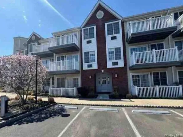 94-24 Magnolia Court #3A, Jamaica, NY 11417