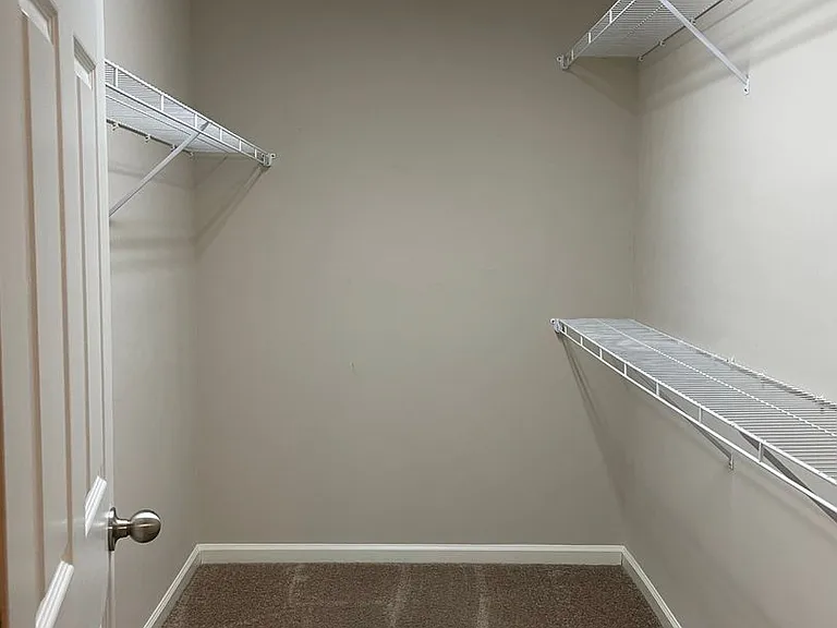 343 Upper Stone Ave #C — Photo 9