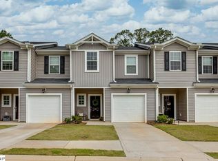 404 Hillrock Ct, Greenville, SC 29617