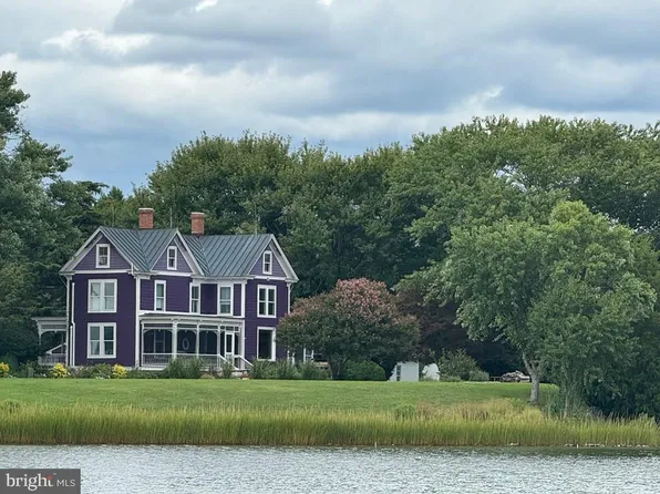 1527 Flood Point Rd, Heathsville, VA 22473