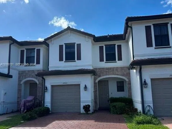 10962 W 33rd Ct, Hialeah, FL 33018