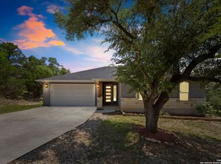 110 Patriotic Dr, Fischer, TX 78623