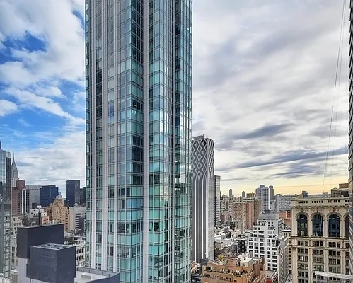 Rented by City Connections Realty | media 1