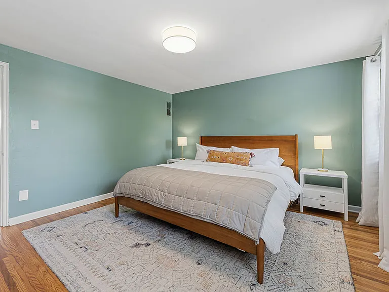 1789 Kings Ct #B — Photo 18