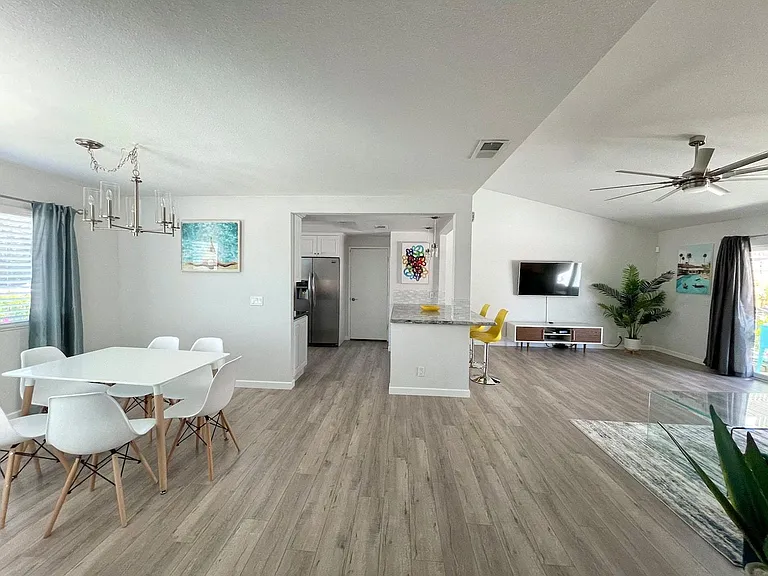 67200 Tamara Rd — Photo 36
