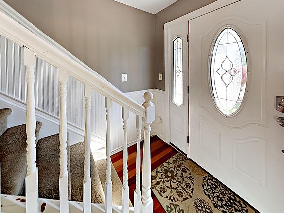 5th image of 106 Imperato Ct