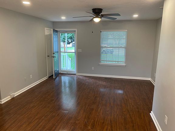 2nd image of 304 Eli Ct