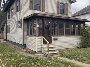 1544 E 4th St, Mishawaka, IN 46544