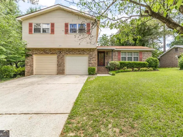 315 Donna Dr, Warner Robins, GA 31088