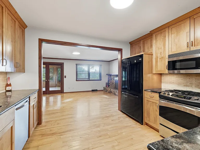 6208 Hillside Rd — Photo 12
