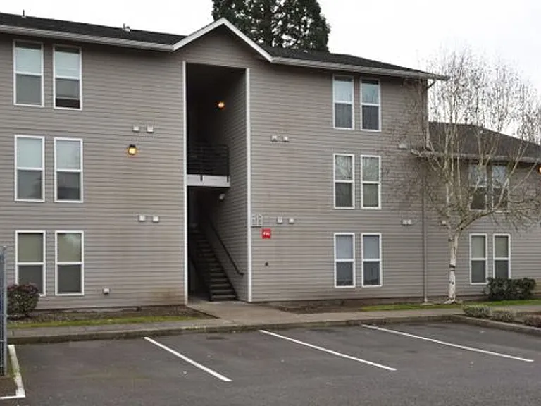 5110 10th Ave NE — Photo 1