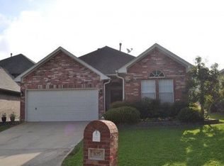 105 Fairway View Ln, Montgomery, TX 77356