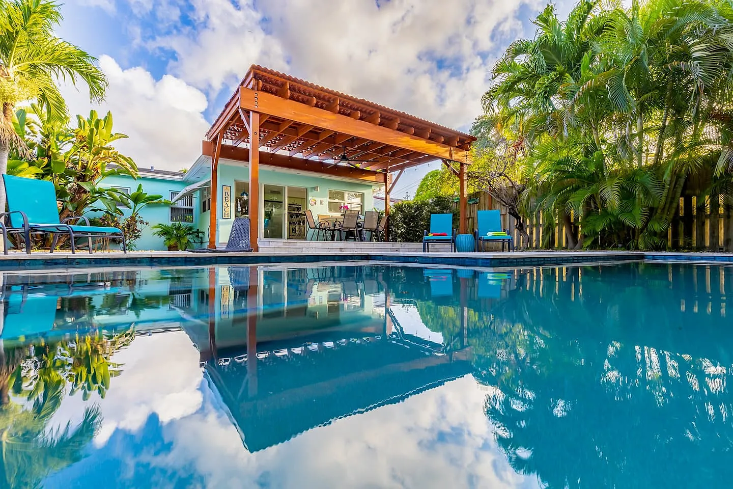 2 bed, $9,450 — Photo 1