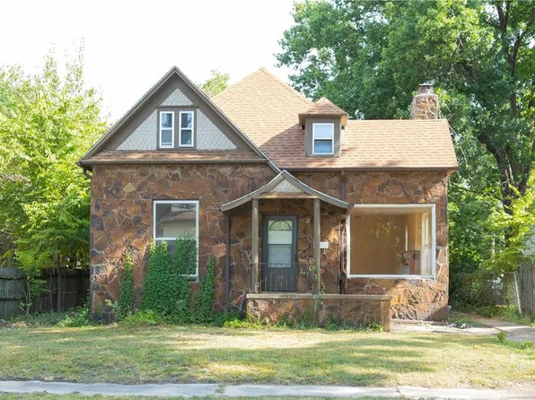 1621 Appleton Ave, Parsons, KS 67357