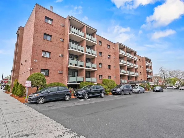 881 Broadway APT 32, Everett, MA 02149