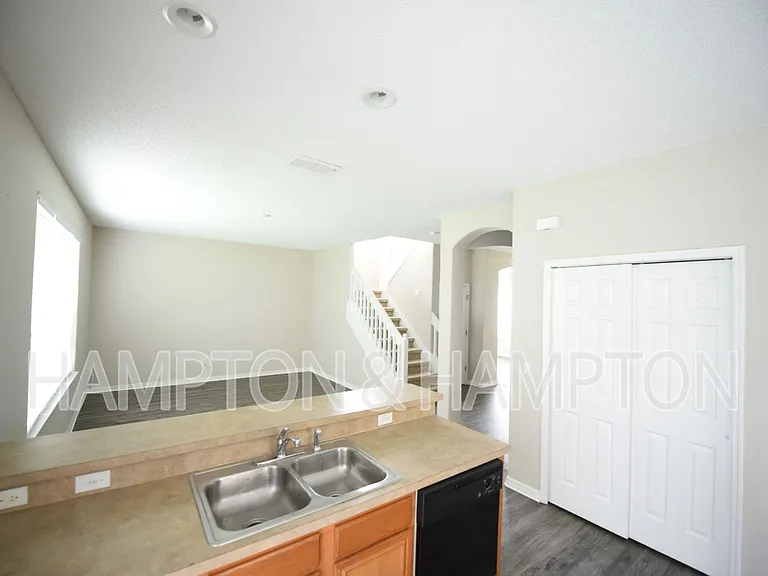 2809 Eagle Claw Ct — Photo 6