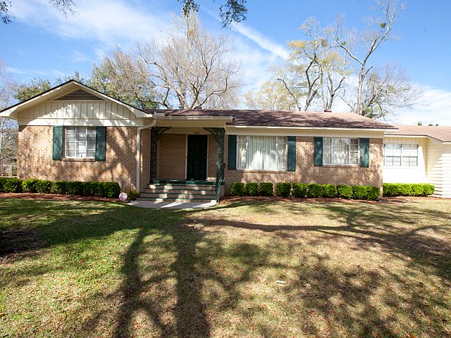 2854 Thornhill