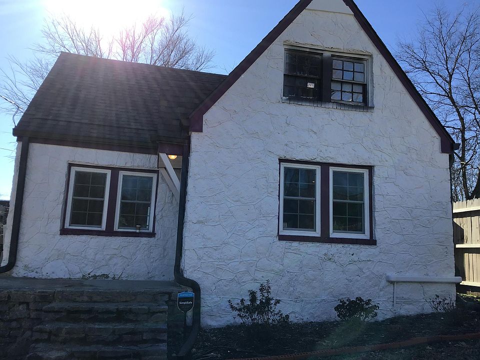 Beautiful 1920s Tudor