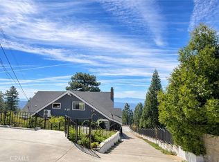 30461 Live Oak Dr, Running Springs, CA 92382