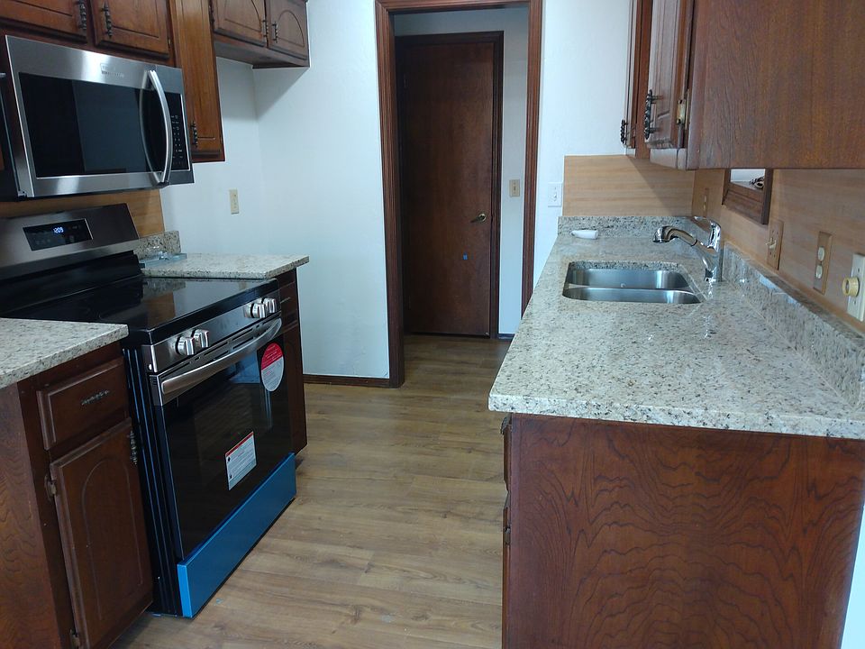 Brand new granite counters, LED lighting throughout, new appliances and sinks and flooring