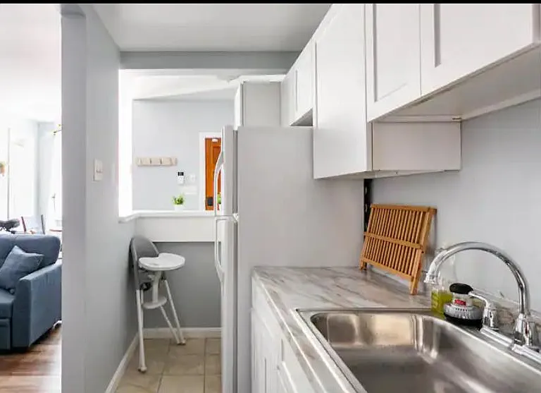 620 7th St NE #B — Photo 10