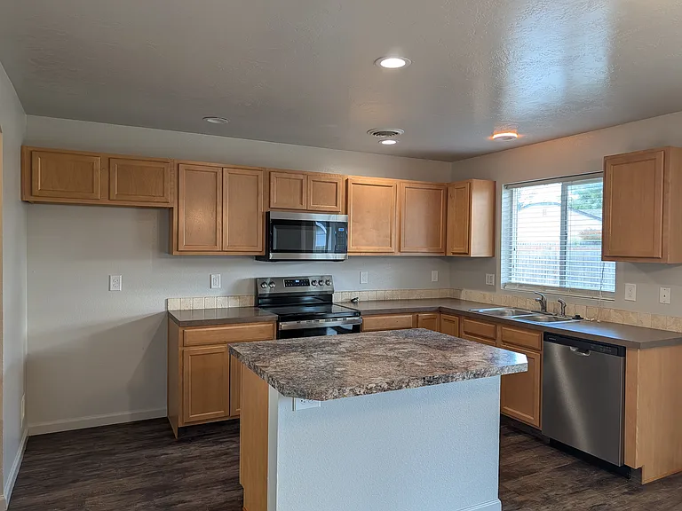 19543 Susquehanna Way — Photo 6