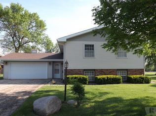 506 Birch Ave, Eldora, IA 50627