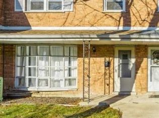 7981 Nordica Ave, Niles, IL 60714