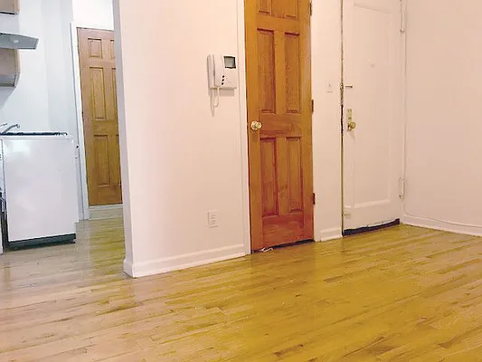 Rented by AJ Clarke | media 31