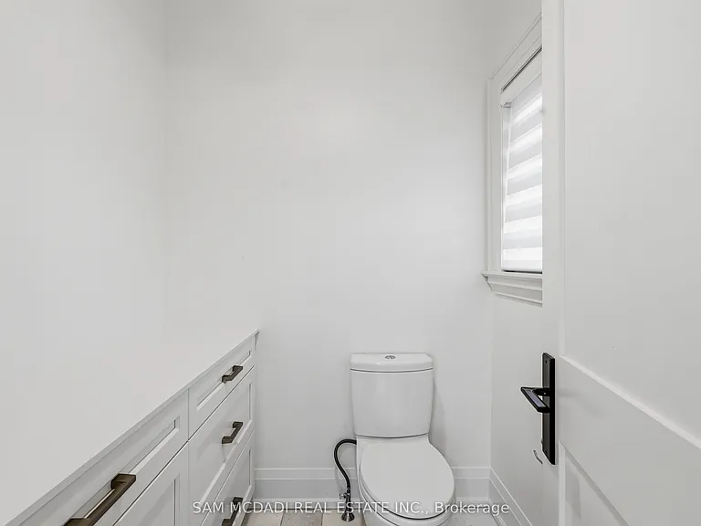 962 Fredonia Dr #UPPER — Photo 27