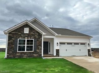 2963 Flat Rock Dr #12, Winston Salem, NC 27127