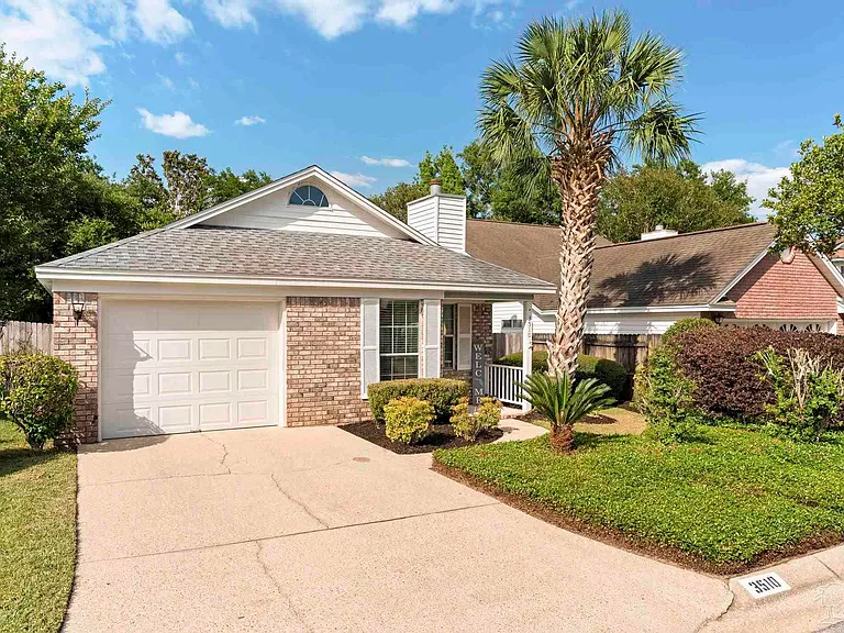 3510 Silvertree Ln — Photo 36